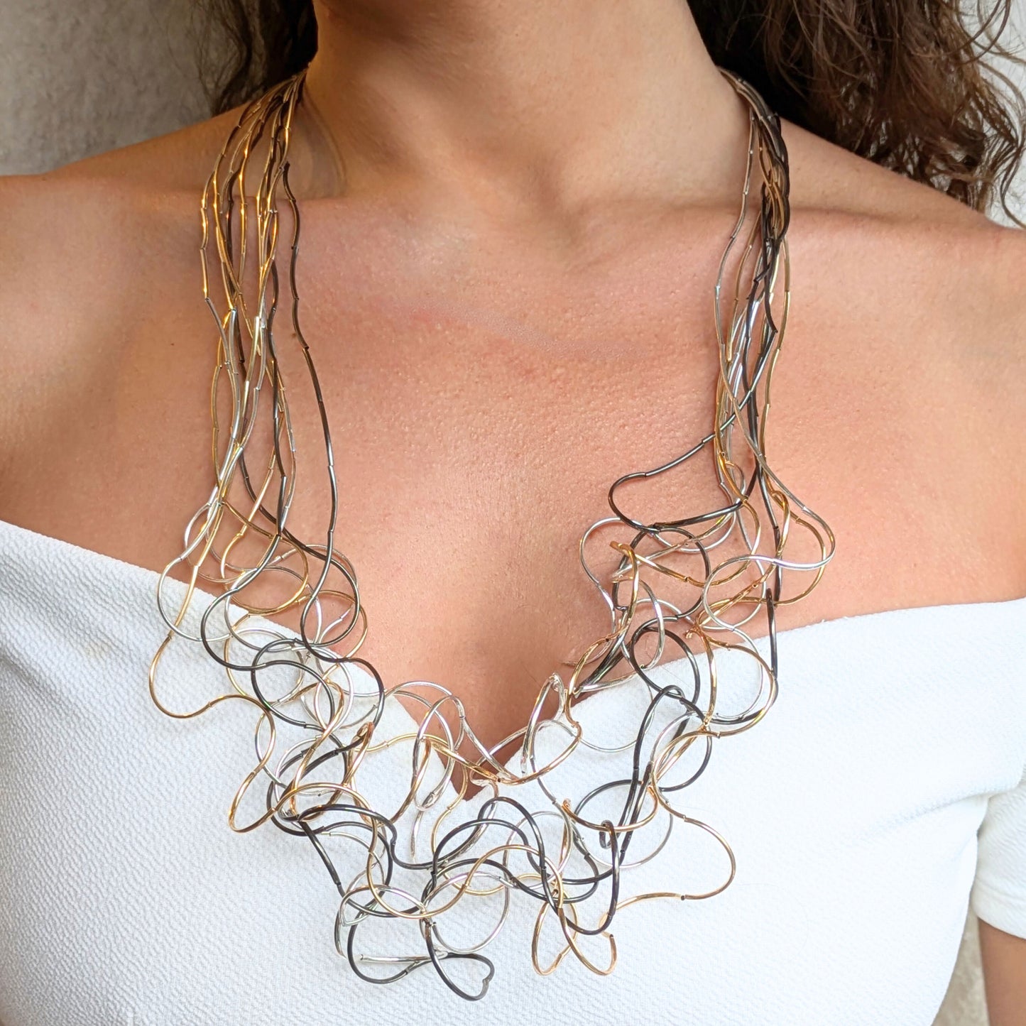 Long mix plated hoop wire necklace