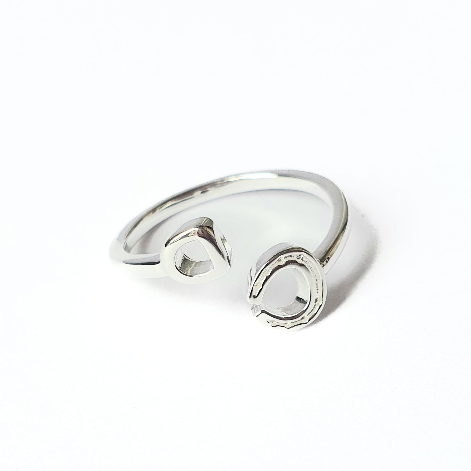 Open horseshoe & stirrup ring silver