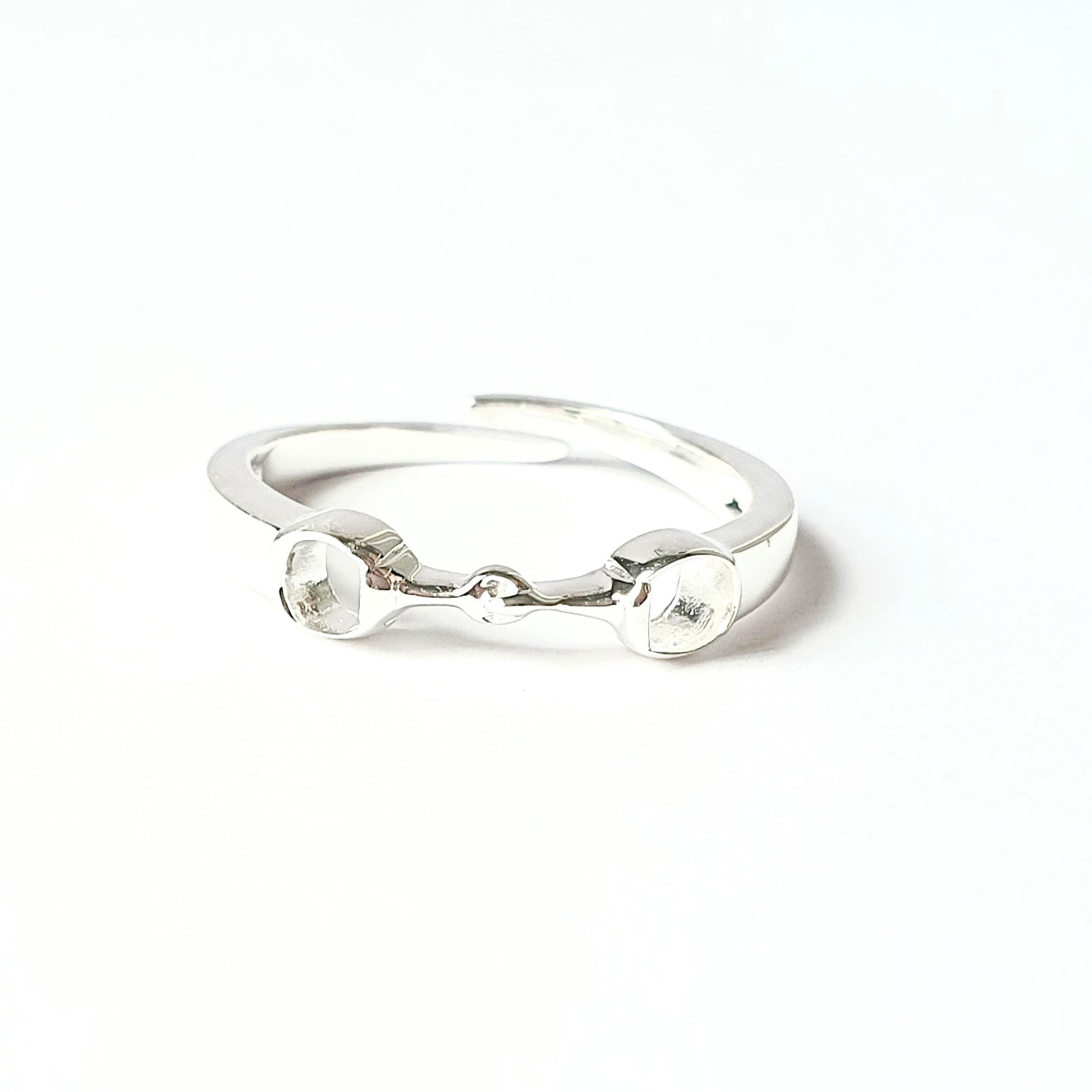 Silver snaffle split ring