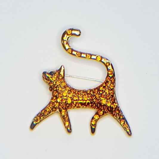 Gold diamante cat brooch