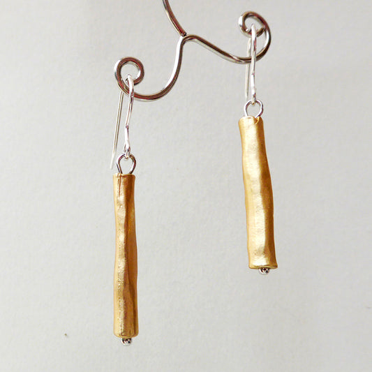 Gold plated metal bar earrings