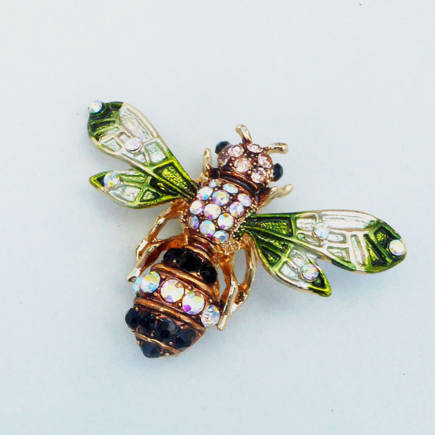 Green diamante bee brooch