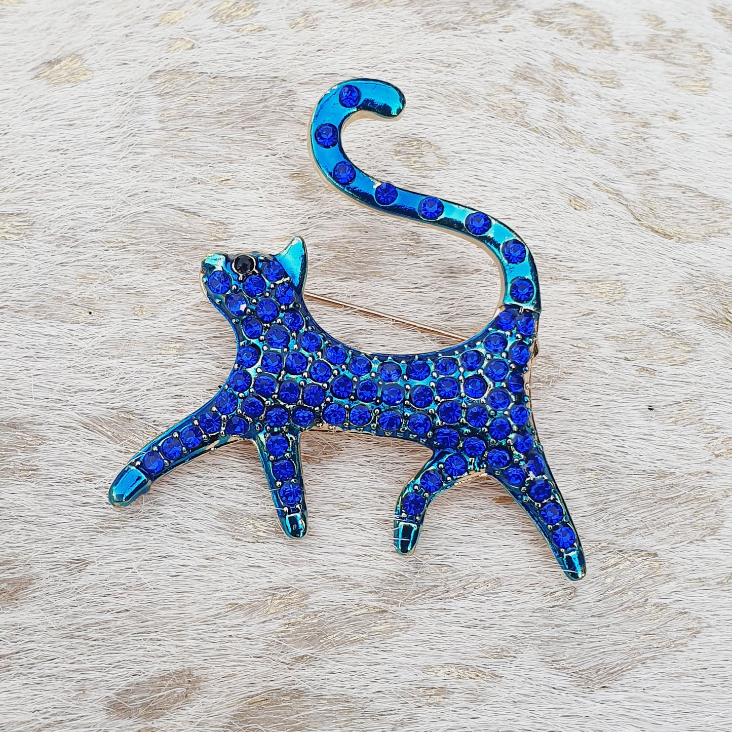 Blue diamante cat brooch