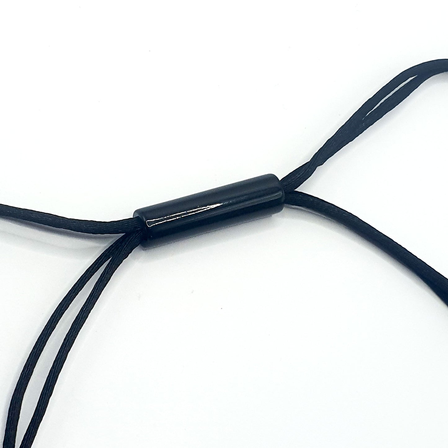 Adjustable cord fastener